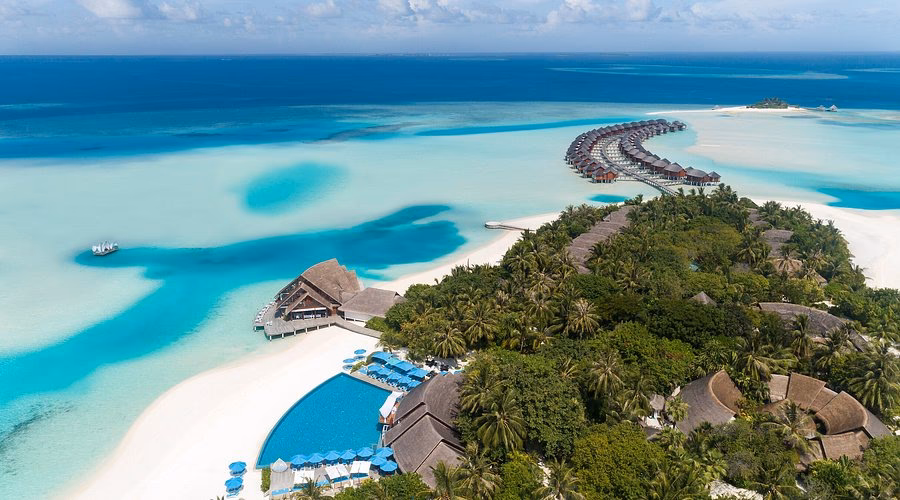 Where is Anantara dhigu resort?