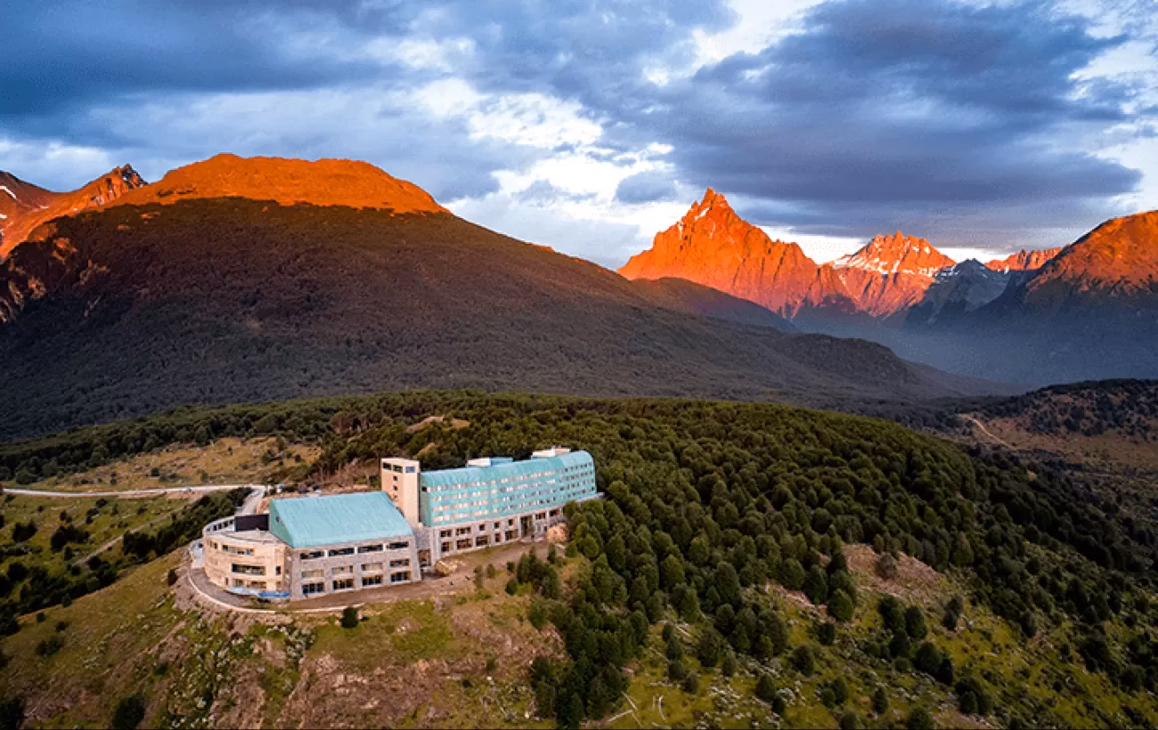 Is arakur Ushuaia a good hotel?