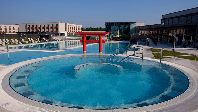 Wie viele Zimmer gibt es in der Therme?