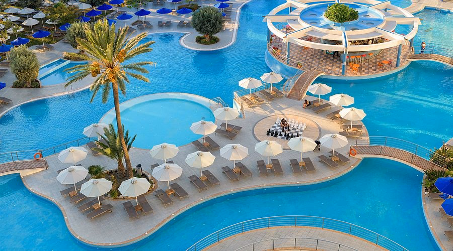 Is the atrium platinum a good hotel?