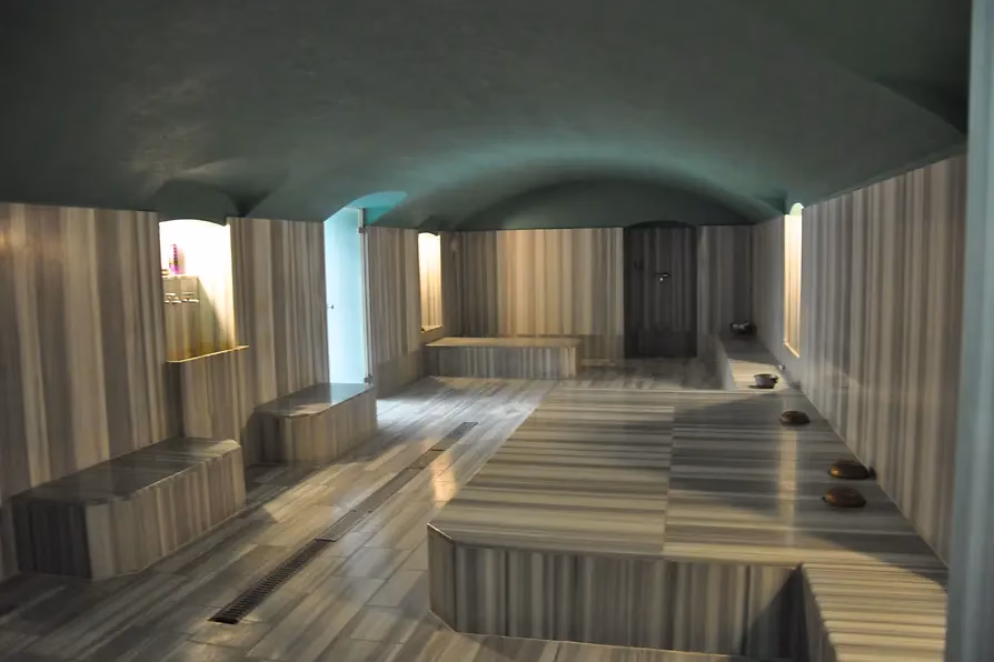 Was muss ich beim Besuch in der Dampfsauna beachten?