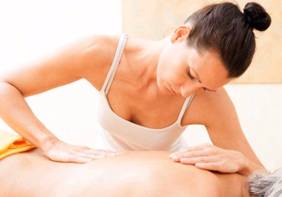 Was bietet das familiengeführte Ayurveda Zentrum?