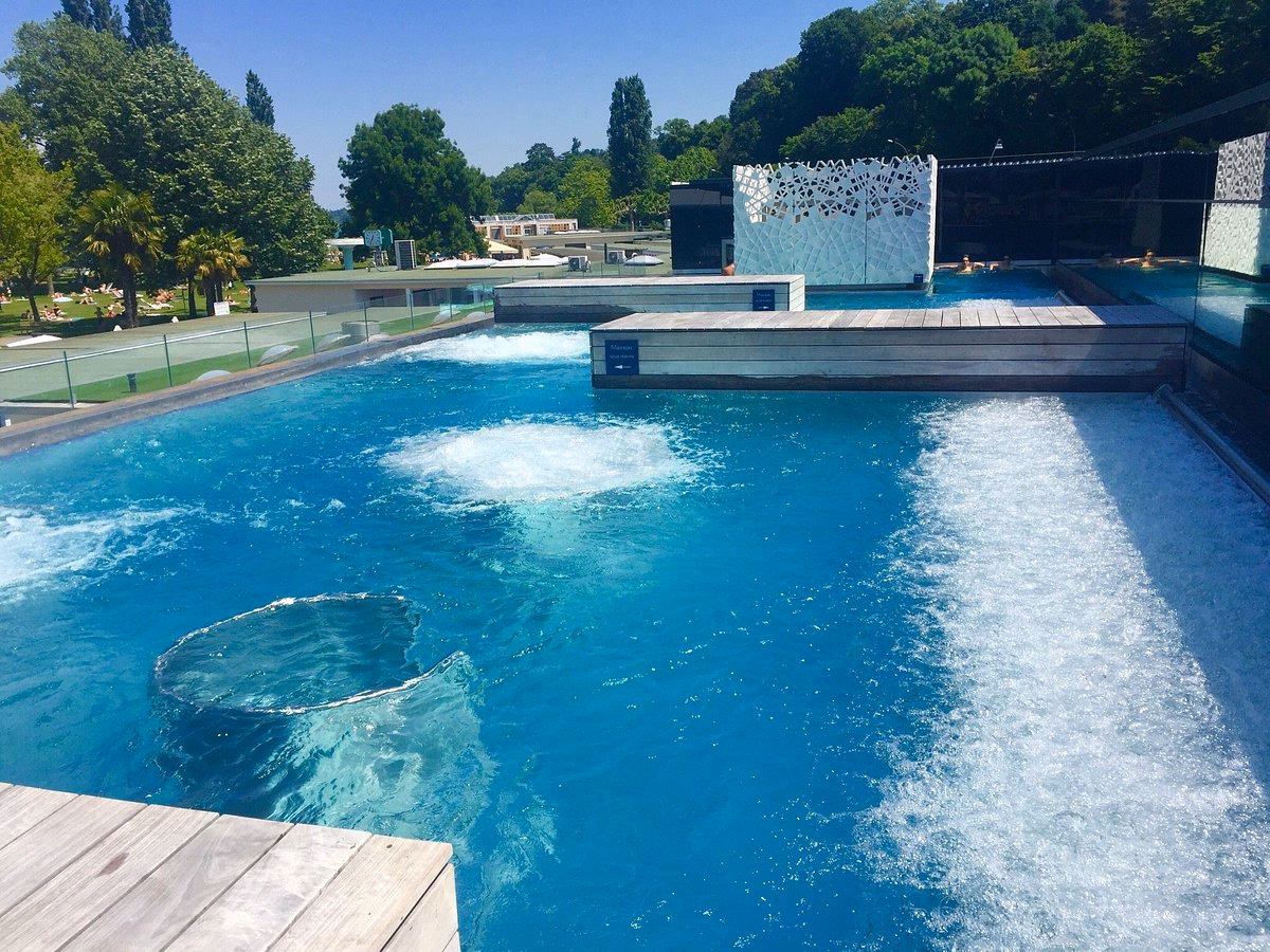 Où se trouve le bain bleu hammam & spa ?