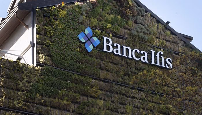 Is Banca IFIS a good IR Company?