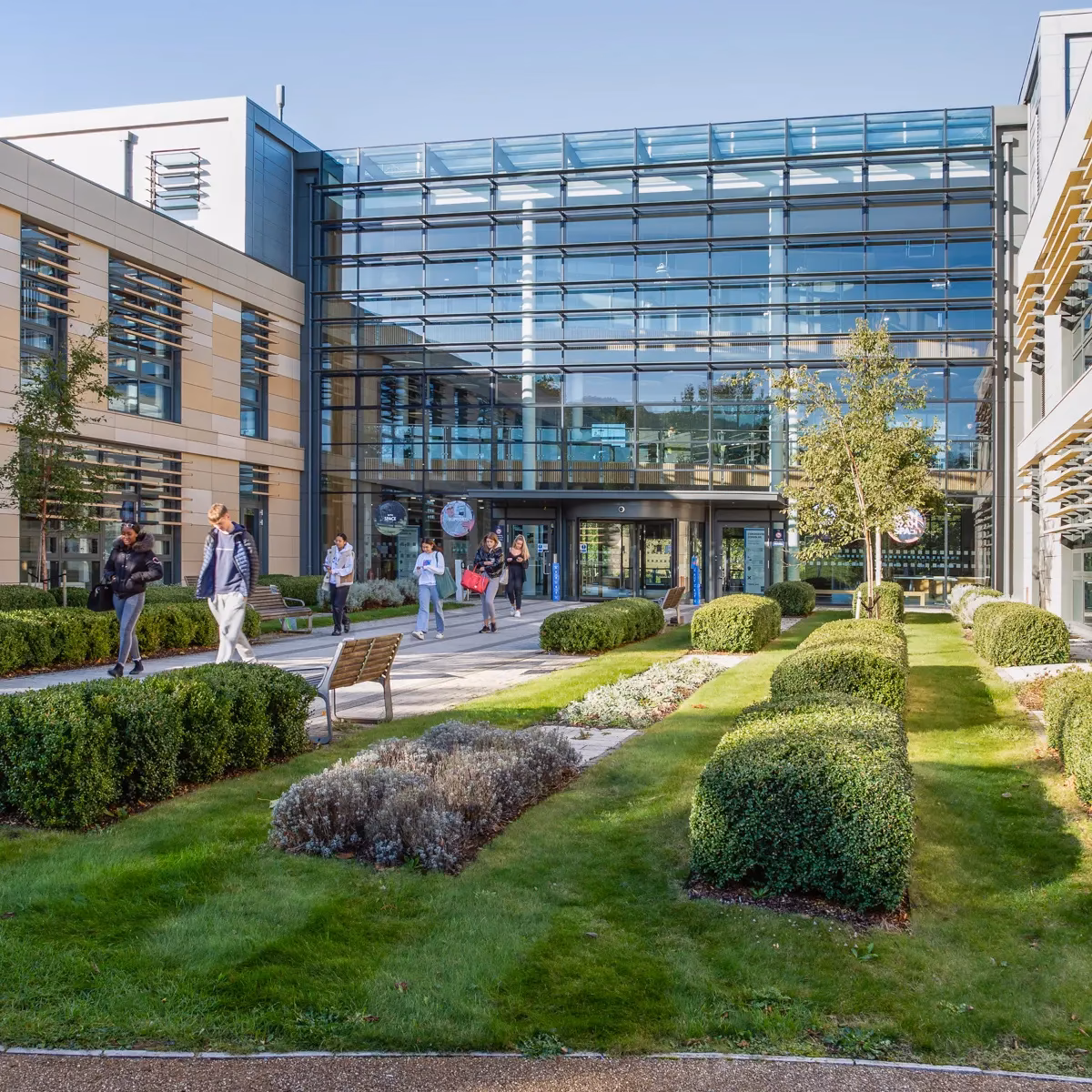 What is the acceptance rate at Bath Spa University?