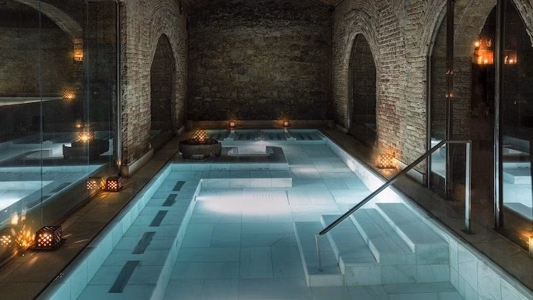 Is there a gay sauna near Waterloo?