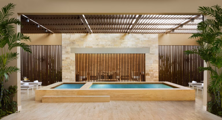 Does Cabo have a spa?