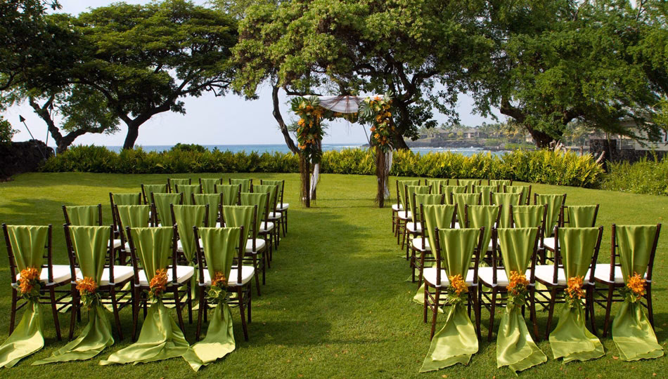 Which Kona Resort & Spa has the best wedding venues?