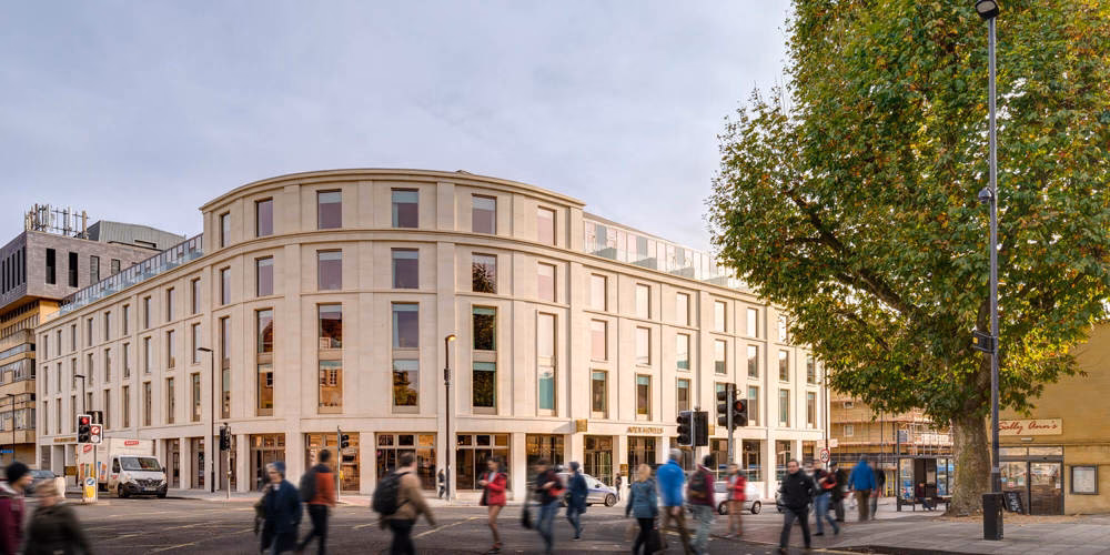 What are the best spa hotels in Bath?