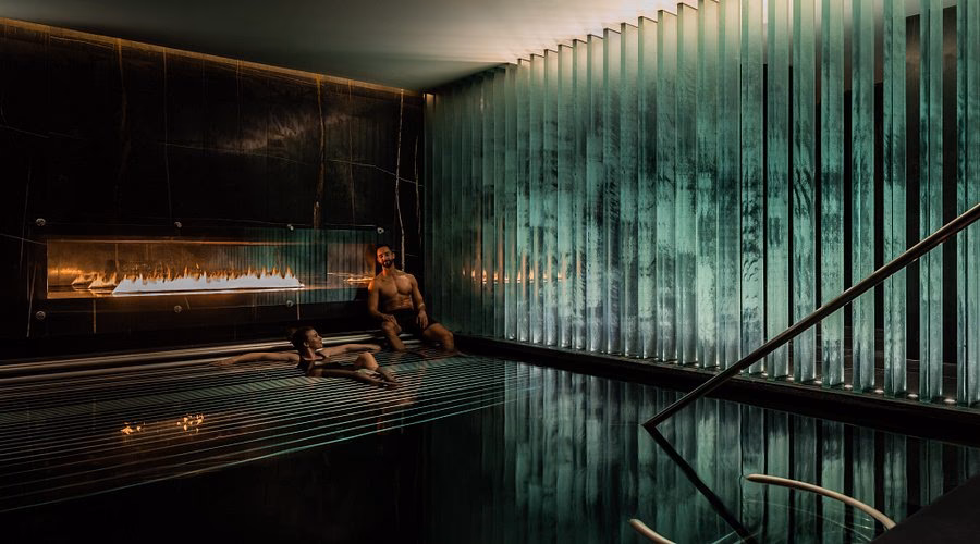 Is the Corinthia Hotel a good hotel?
