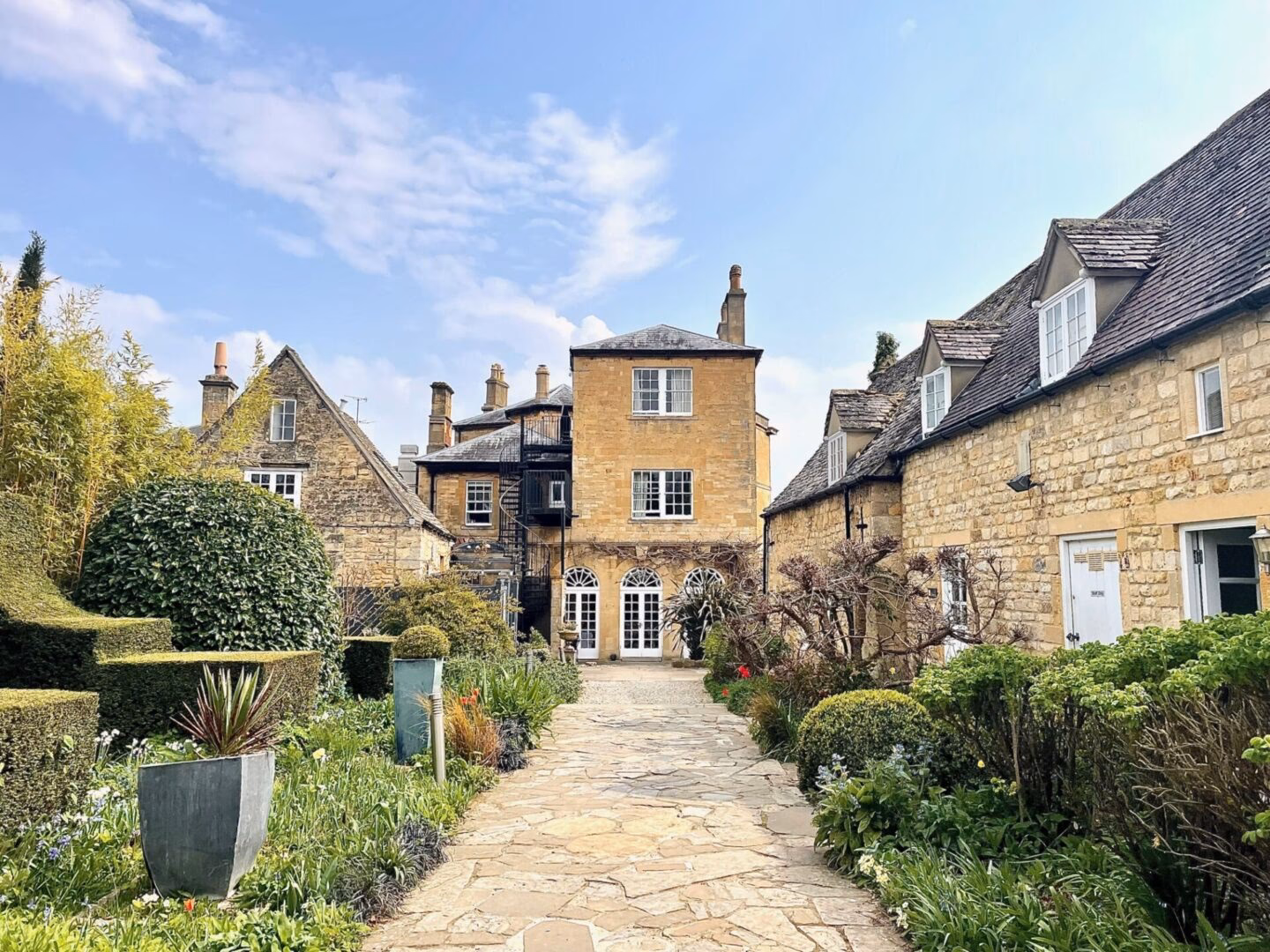 Where is Cotswold house hotel & spa?