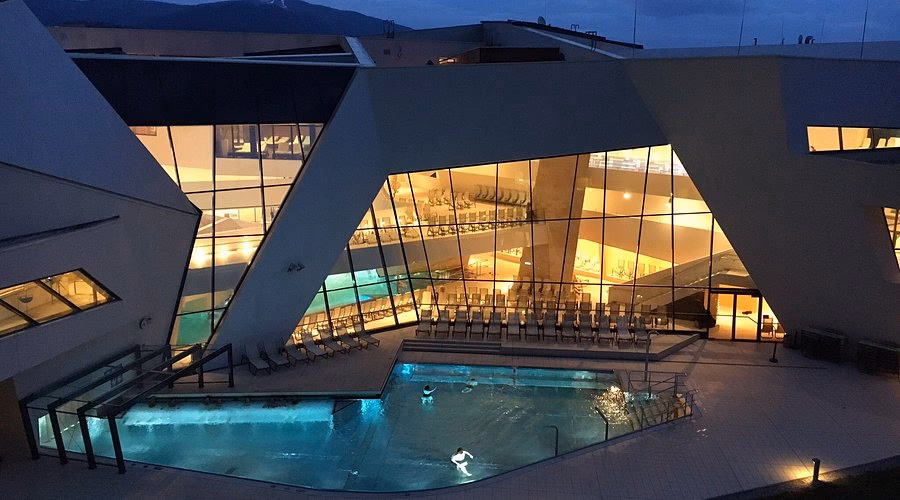 Was macht Warmbad Villach so besonders?