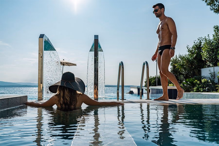 Which spa services are available in Sirmione?