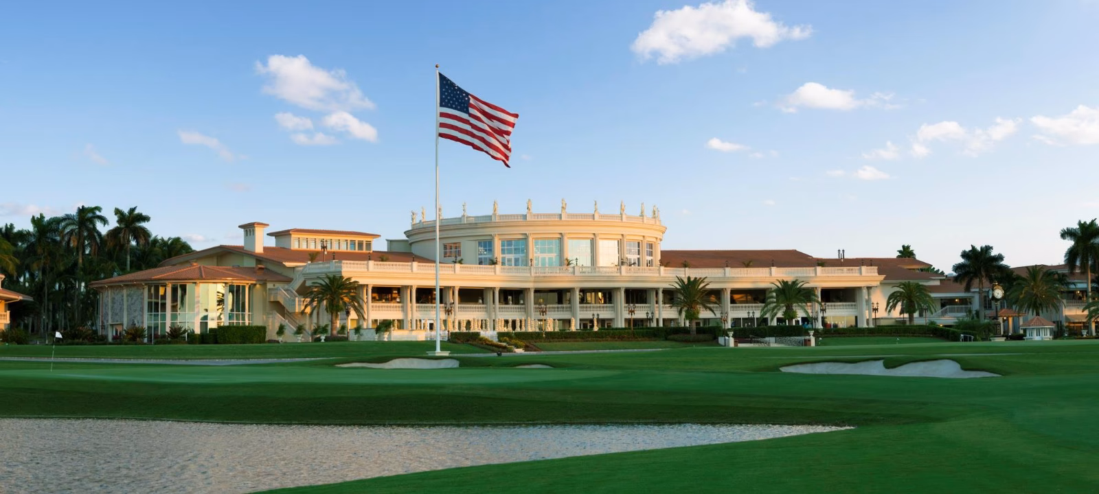 How many golf courses does Doral have?