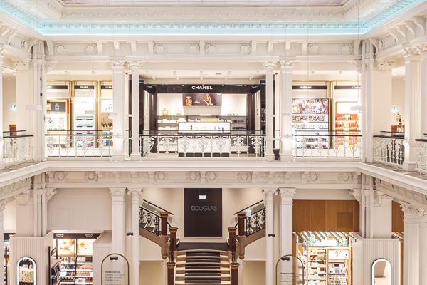 Wie groß ist der neue Douglas-Store?