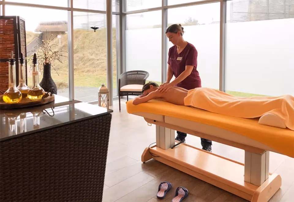 Wie oft sind wir mit unserem Sohn in der Dünentherme?