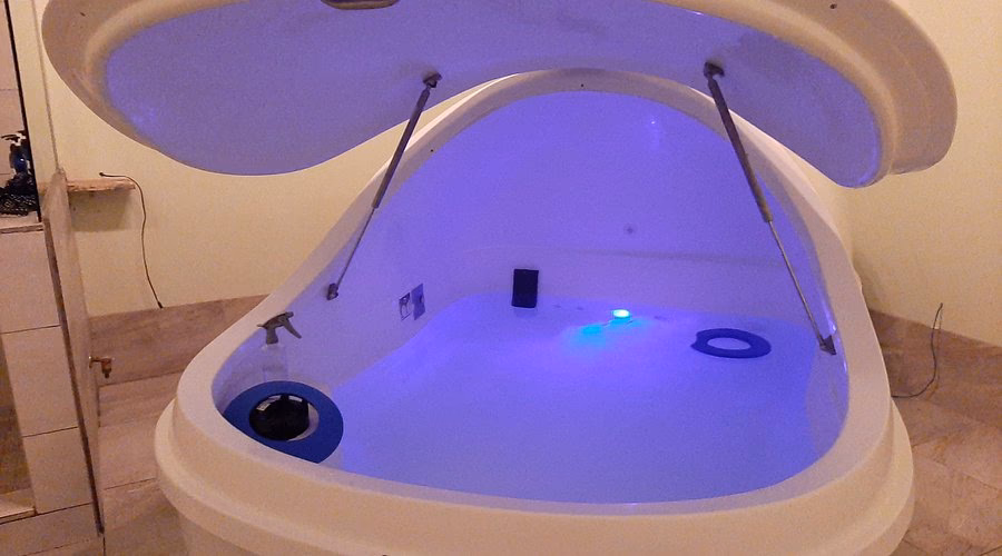 What is a tropical Eco-Retreat in Panama?