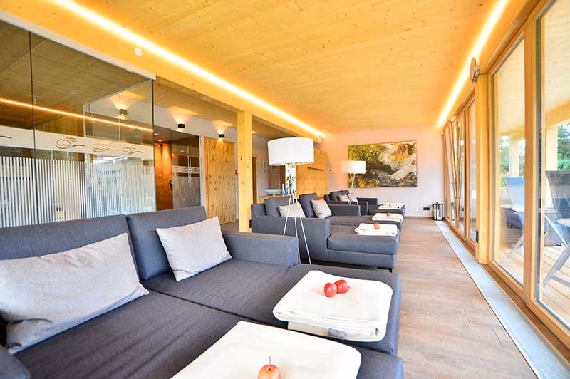 Was sind die Annehmlichkeiten in den Zimmern des Hotel Eden?