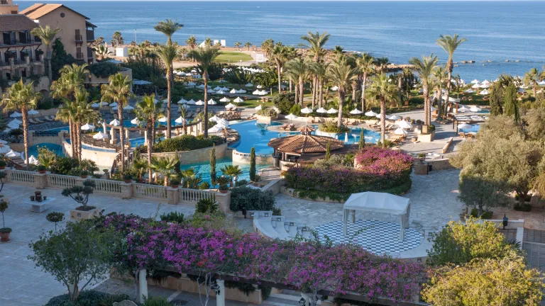 Was ist das 5-Sterne-Hotel Elysium?