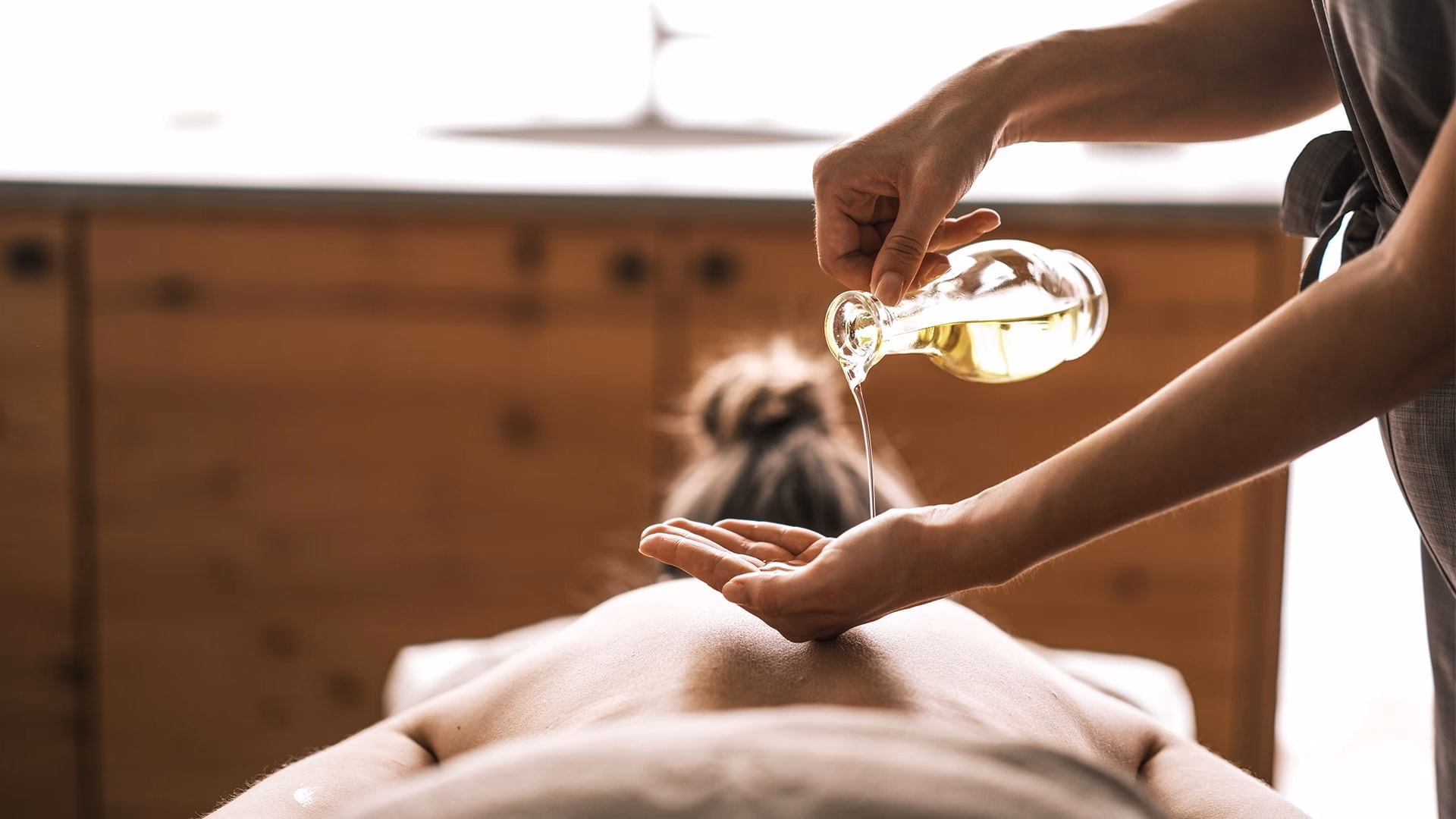 Was ist eine Hot Stone Massage?