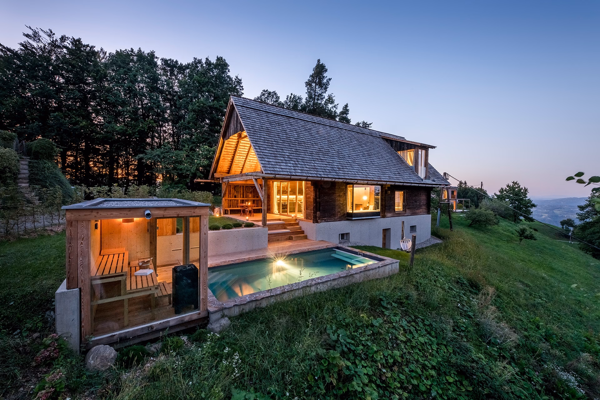 Was kann man nach einer Ferienwohnung mit Pool machen?