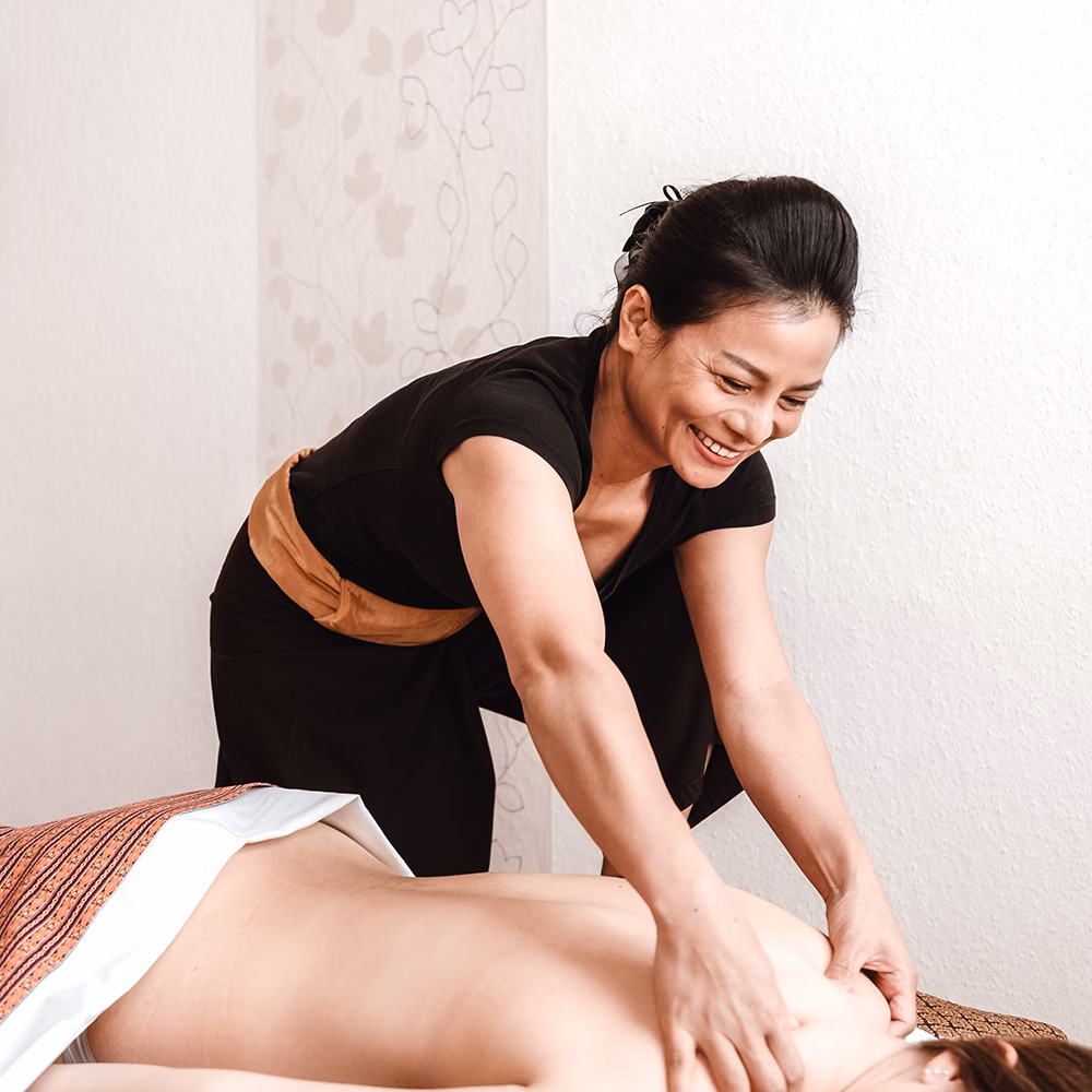 Welche Arten von Thai-Massagen gibt es?