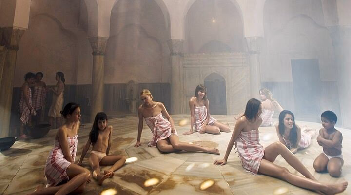 Is Cihangir sauna Gay friendly?