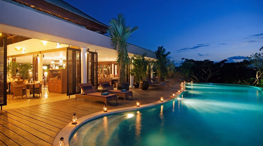 What are Gending Kedis villas?