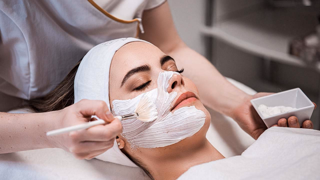Wie läuft eine Gesichtsbehandlung ab?