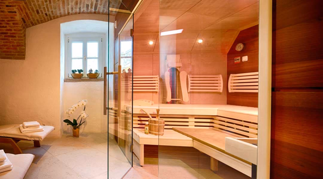 Was bietet die Gewölbe-Sauna in Prenzlauer Berg?