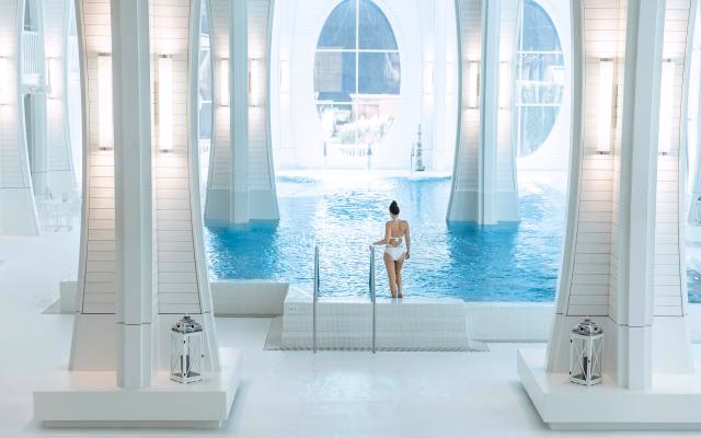 Wie lohnt sich der Besuch einer Therme in Bad Ragaz?