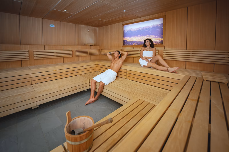 Welche Rutschen gibt es im Hallenbad?