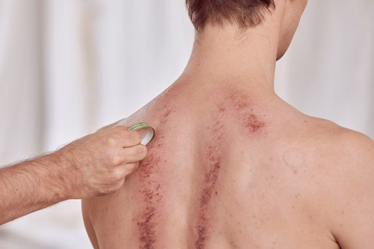 Wie bekomme ich eine Massage auf die Halswirbelsäule?