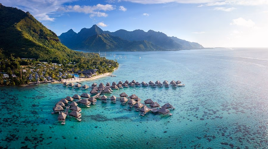 When will the Hilton Moorea Lagoon Resort & Spa reopen?