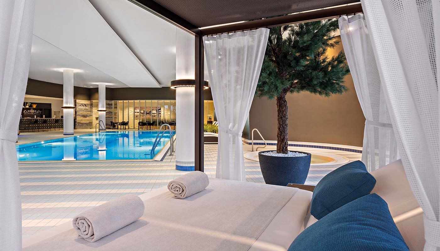 Does Hilton Munich Airport have a spa?