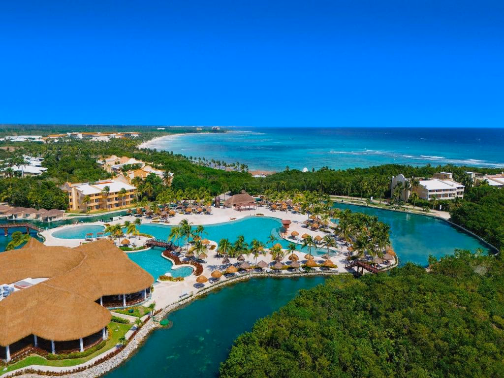 Do you recommend the Gran Palladium colonial resort & spa?