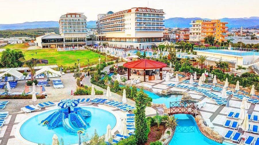 Does Kahya resort have a sauna?