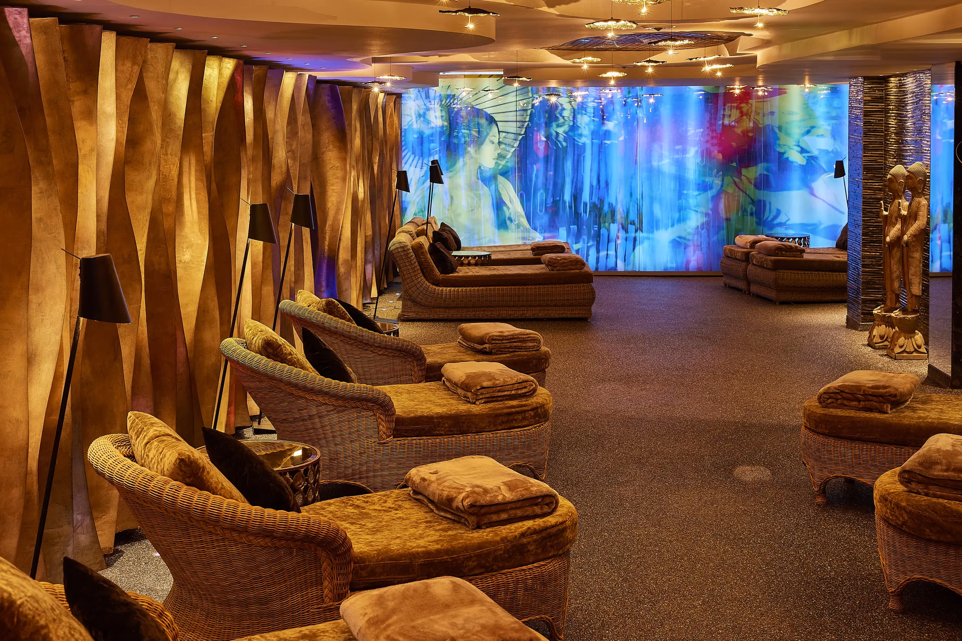 Welche Vorteile bietet ein Hotel mit Sauna in Köln?