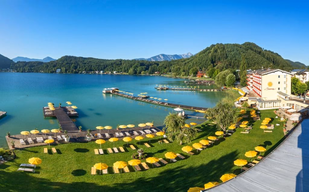 Wie viele Zimmer hat das Hotel Sonne?