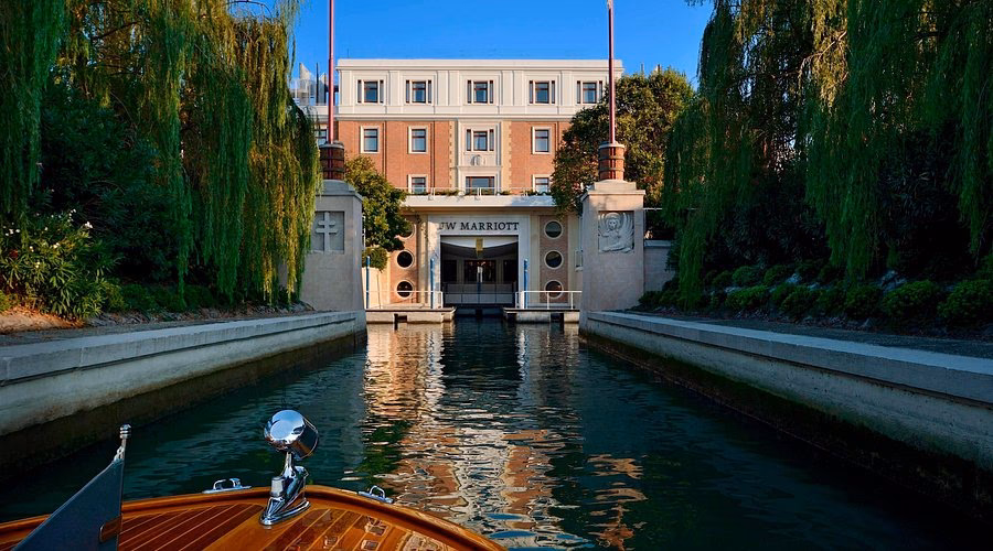 On which island is JW Marriott Venice Resort & Spa situated?