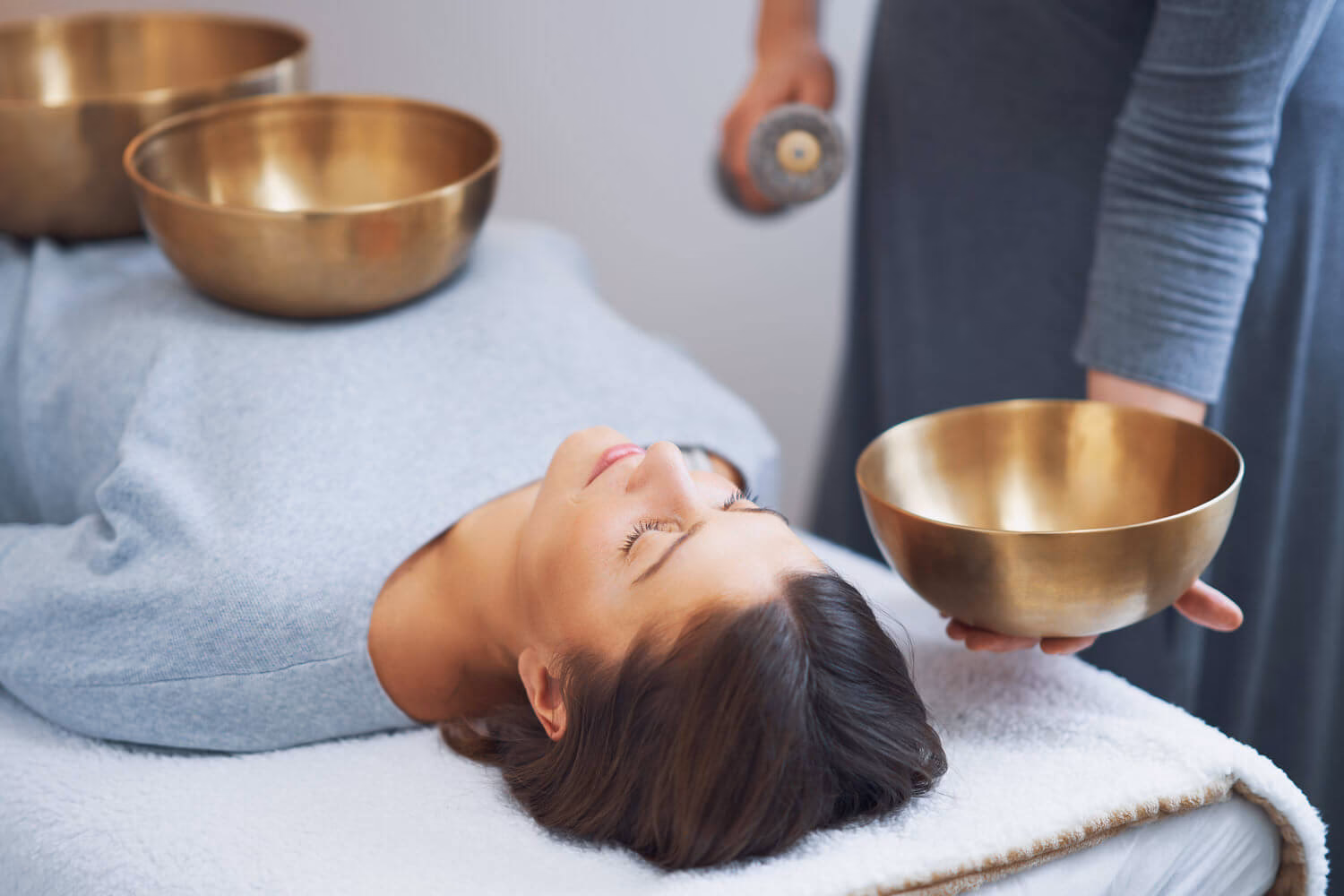 Wie lange dauert eine Klangmassage?