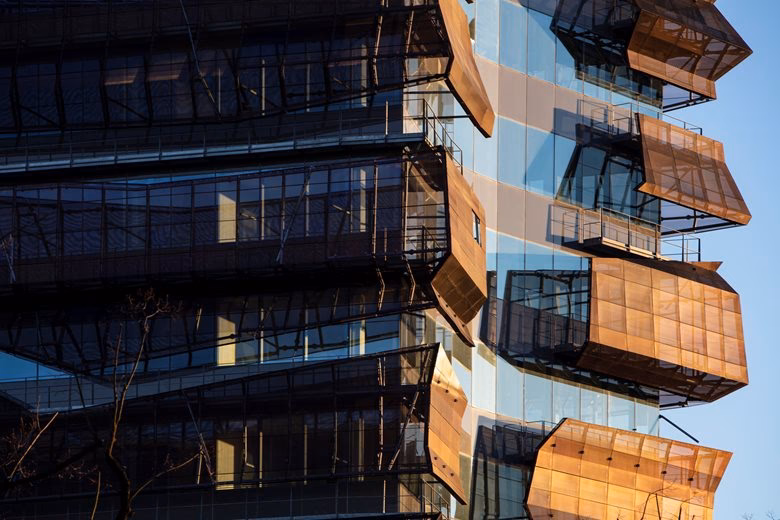 Where is manens located?