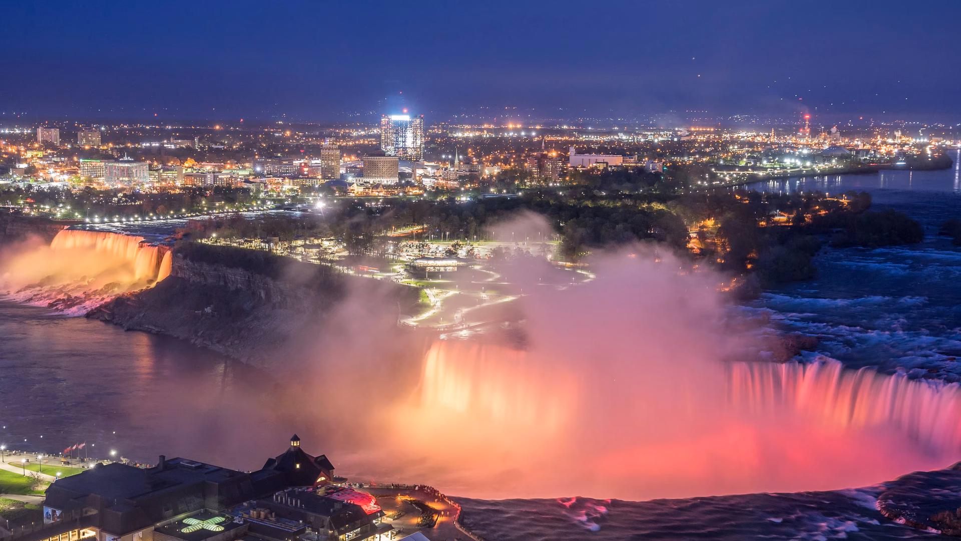 Why should you stay at the Marriott Fallsview Hotel & Spa?