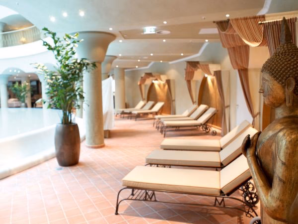 Was kann man im Meridian Spa Frankfurt machen?