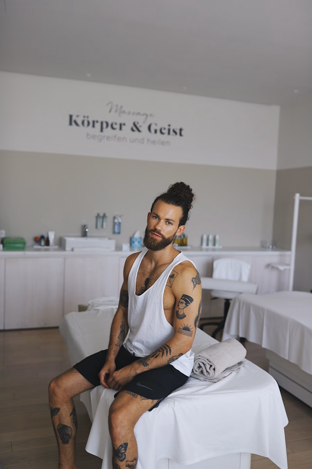 Wie bekomme ich den Buchungscode bei Merkur?