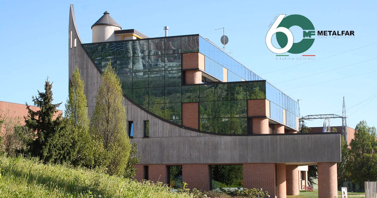 How do I contact metalfaritaly?