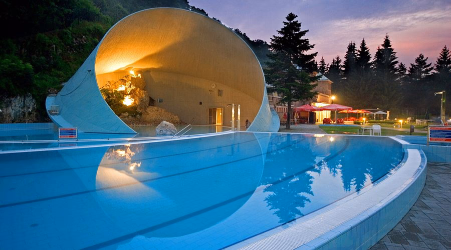 What is Miskolctapolca known for?