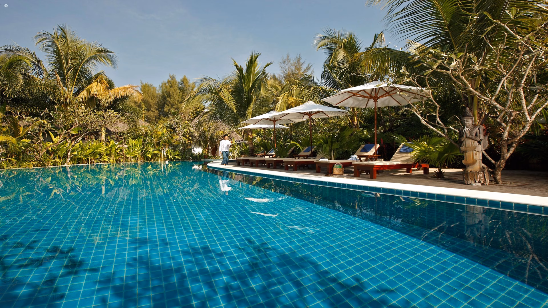 What is Ngapali bay villas & spa?