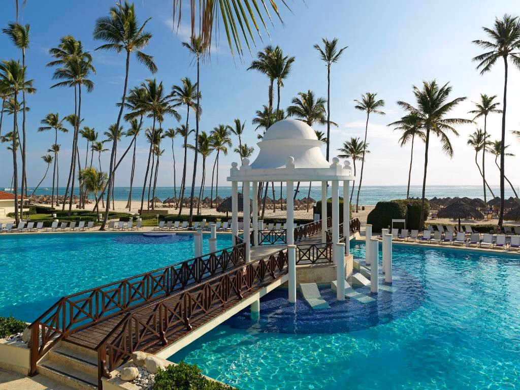 How do I pay at Paradisus Palma Real Golf & Spa Resort Punta Cana?