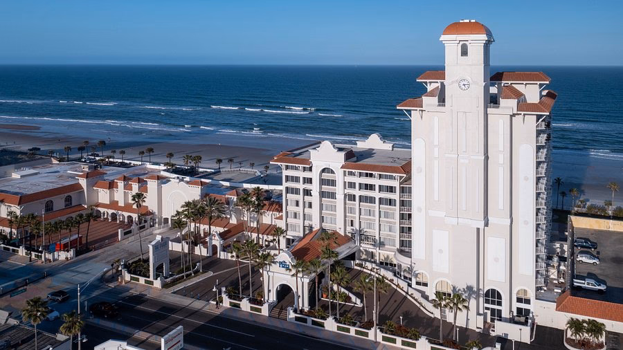 How much is Plaza Resort & Spa in Daytona Beach (Florida)?